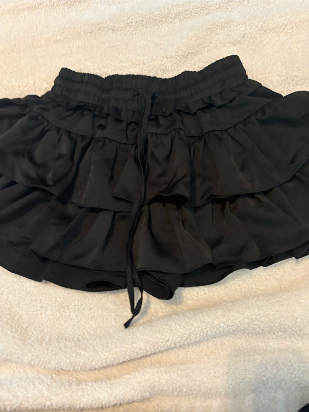 Ruffled Tiered Women’s Shorts - Black